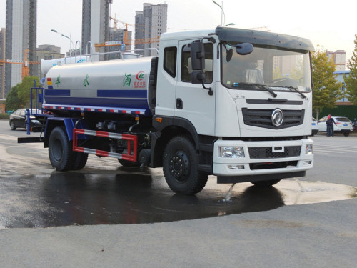 東風(fēng)灑水車廠家直銷 東風(fēng)灑水車廠家直銷