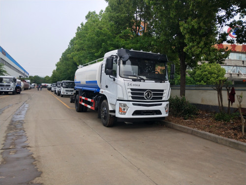 程力15噸灑水車多少錢 程力15噸灑水車多少錢