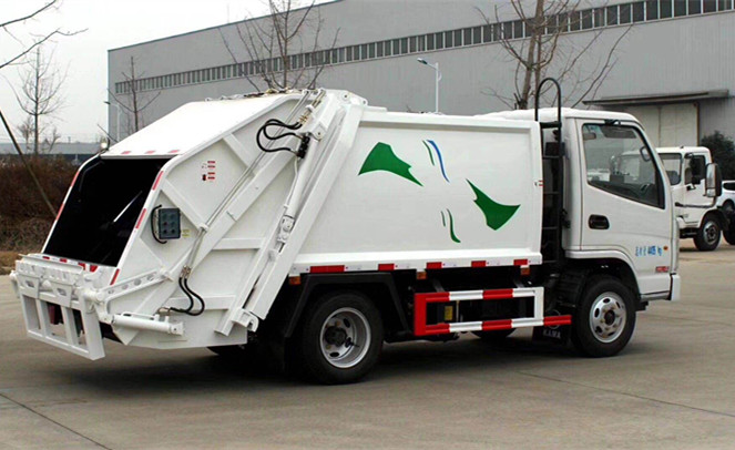 藍(lán)牌壓縮垃圾車的簡介以及主要性能和特點 藍(lán)牌壓縮垃圾車的簡介以及主要性能和特點