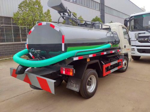 小型吸糞車(chē) 小型吸糞車(chē)