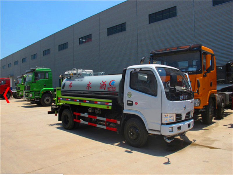 東風多利卡灑水車 東風多利卡灑水車