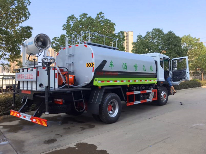 ��ˎ܇��̖(h��o)�Rȫ�Ğ�ˮ܇�S�҃�(y��u)�ݴ��N �|�L(f��ng)���145�G����ˮ܇