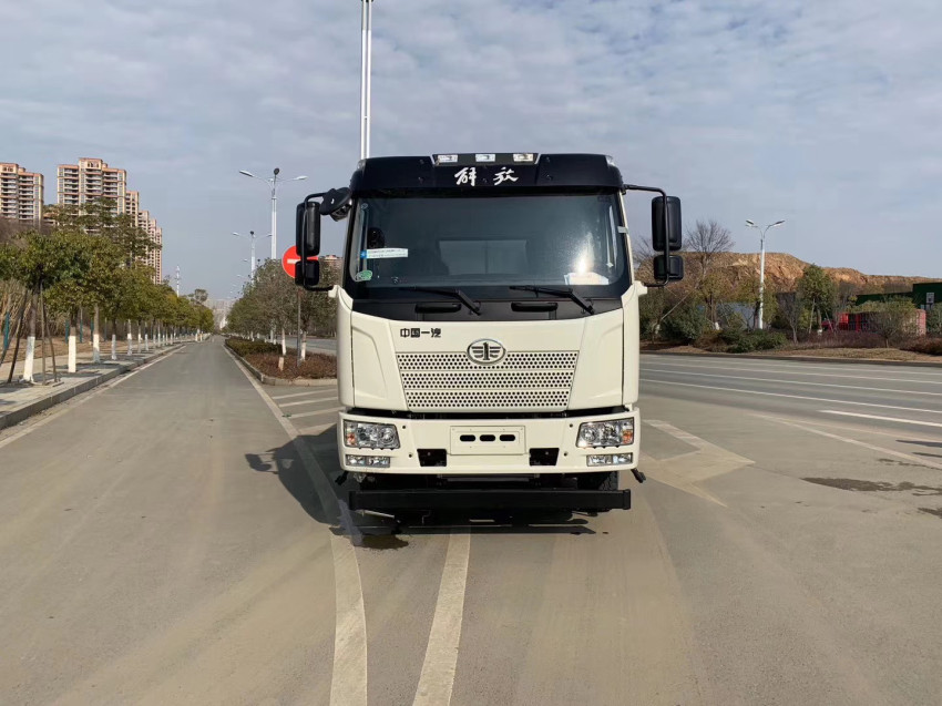 ��Ş�ˮ܇�S��ֱ�N