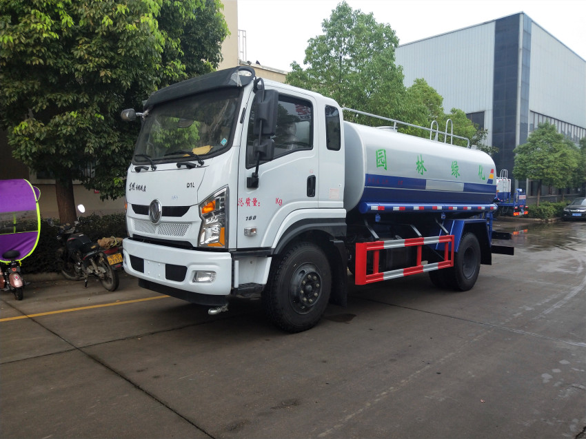 �|�L(f��ng)����D1��(gu��)��12���F�ڞ�ˮ܇-�|�L(f��ng)��ˮ܇�S��ֱ�N