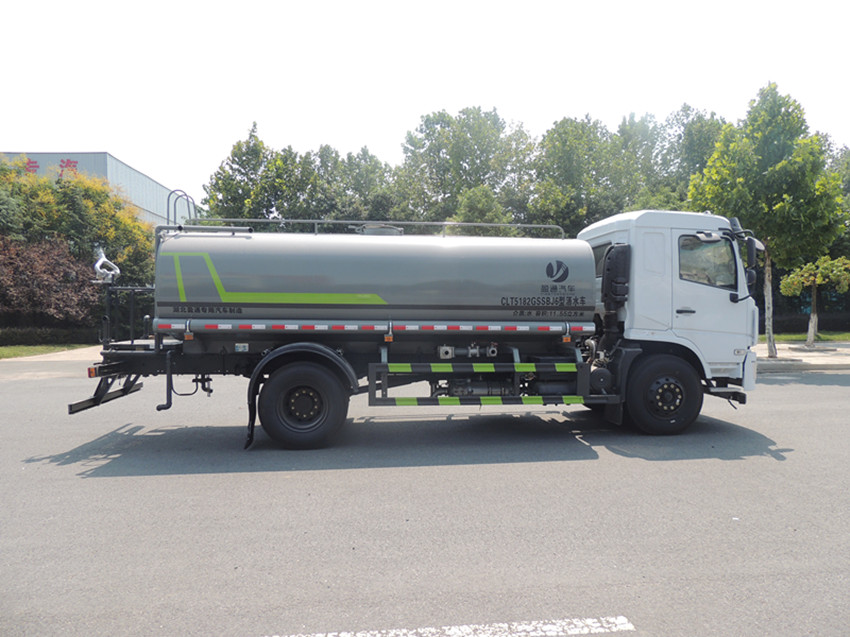 東風(fēng)12噸灑水車 東風(fēng)12噸灑水車