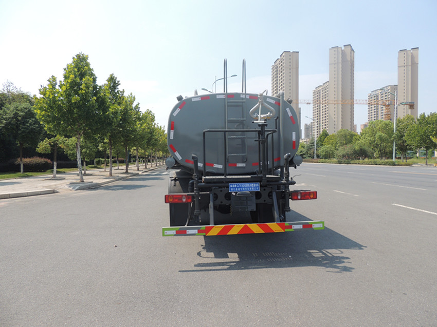 東風(fēng)12噸灑水車 東風(fēng)12噸灑水車