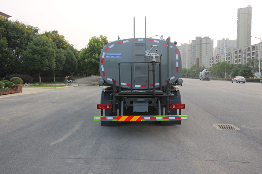 D1灑水車圖片 D1灑水車圖片