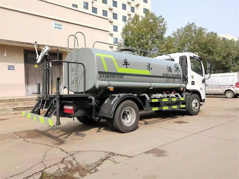 �|�L(f��ng)���140ƥ�R����ˮ܇-�|�L(f��ng)������5����ˮ܇-����ӯͨ