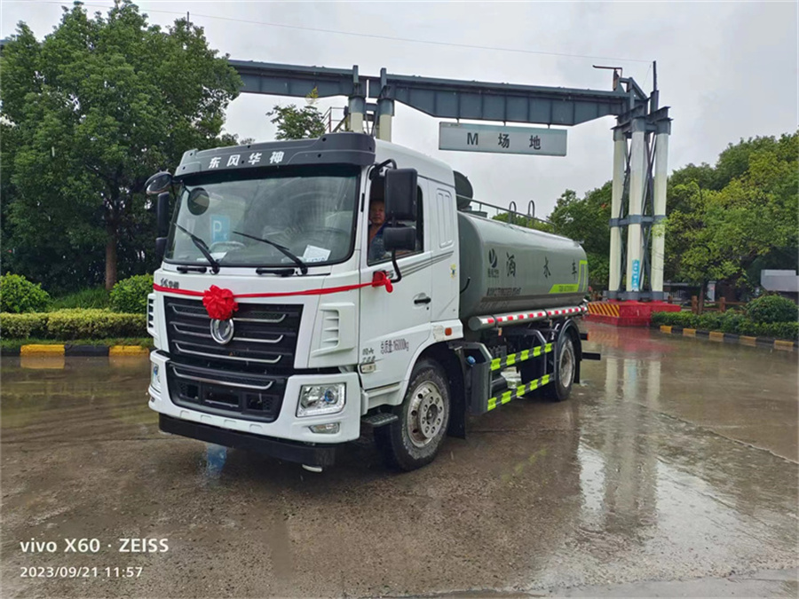 �G����ˮ܇һ������X-�G����ˮ܇�������c�m�È�(ch��ng)��