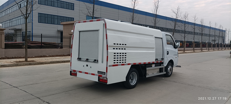 �|�L(f��ng)С�ͼ�늄�(d��ng)·���B(y��ng)�o(h��)܇(ch��)-�|�L(f��ng)С������Դ·���B(y��ng)�o(h��)܇(ch��)