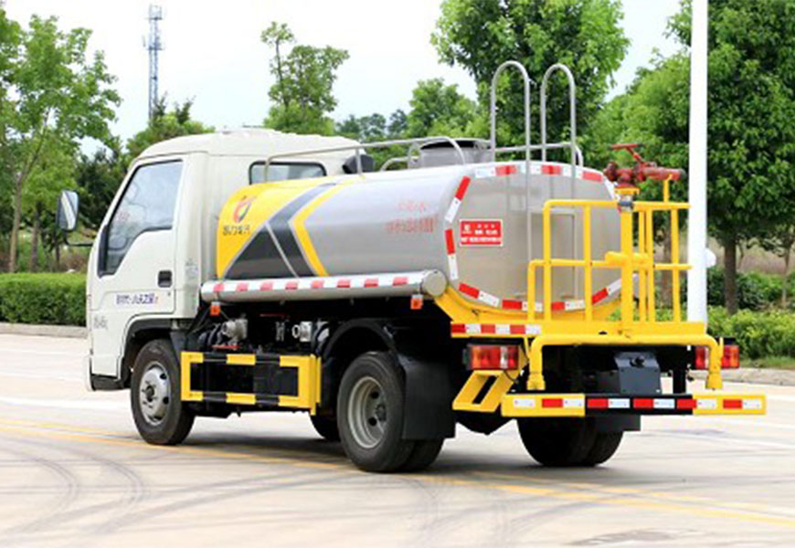 ����С��֮��2.5����ˮ܇��չʾ�D