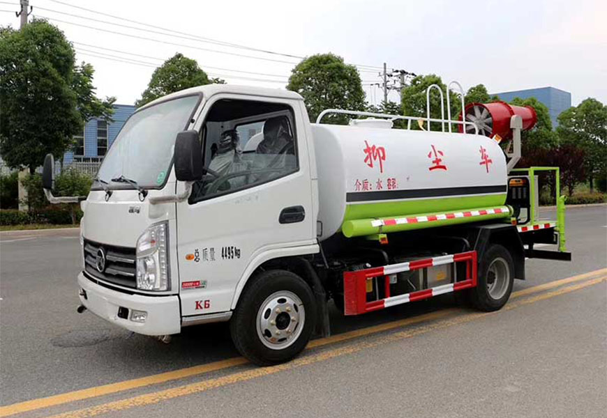 凱馬5噸灑水車(chē)圖片
