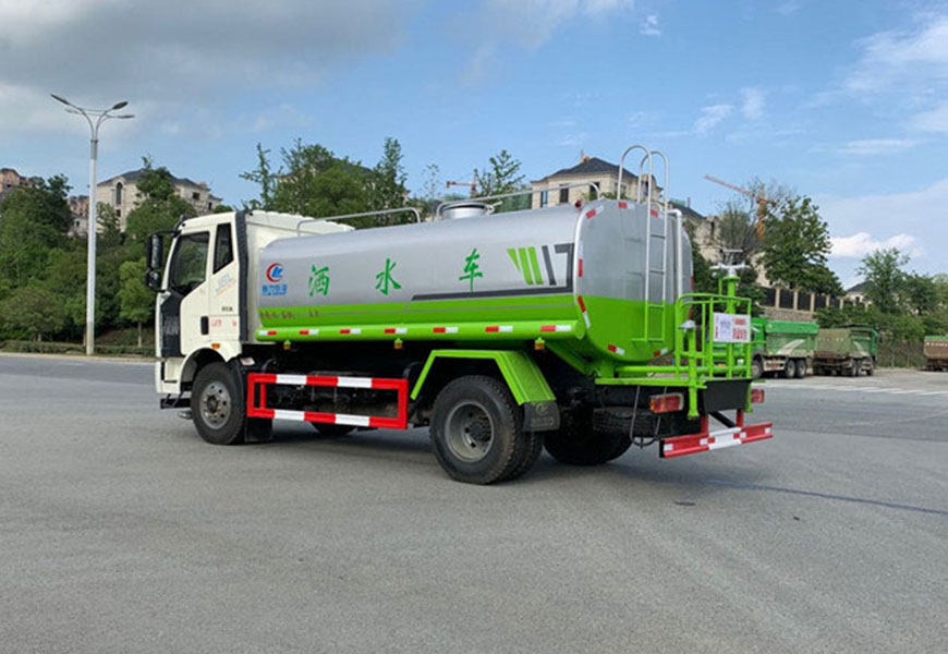 һ�����12��������ˮ܇�DƬ����D